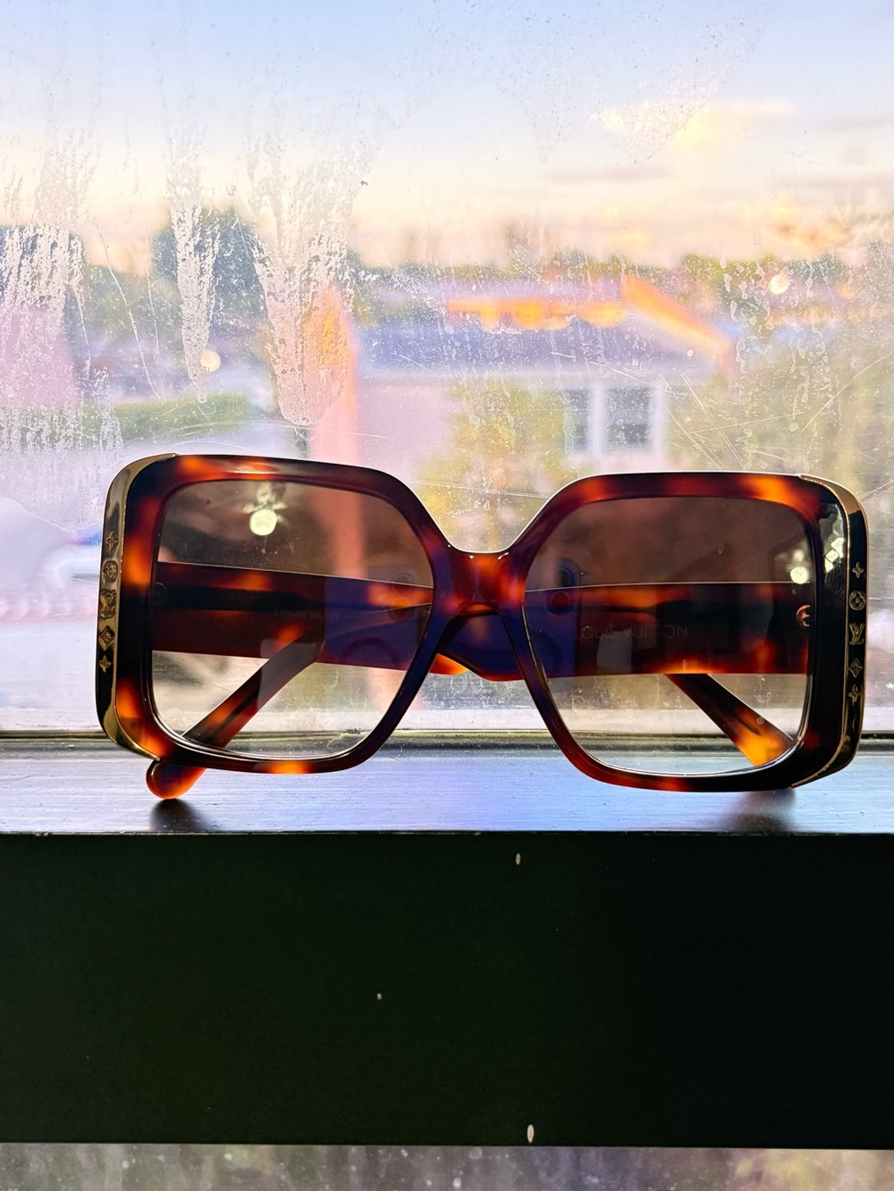 Louis Vuitton Tortoiseshell Oversized Square Sunglasses - Brown